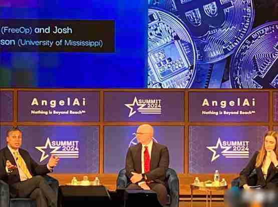 智库专家于北美区块链峰会上谈论比特币储备:无法解决美国债务问题