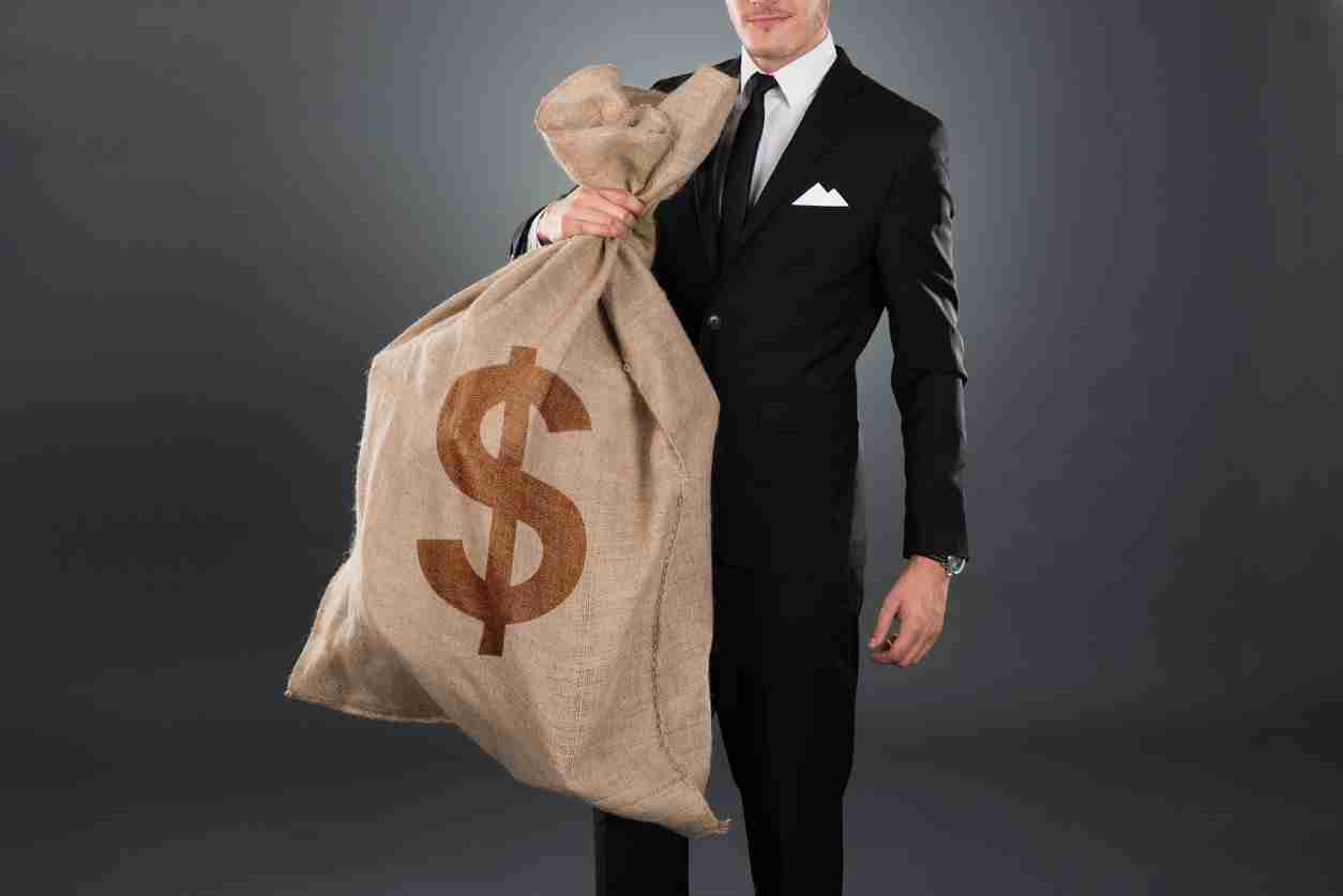 比特币（BTC）短期持有人开始分发其硬币