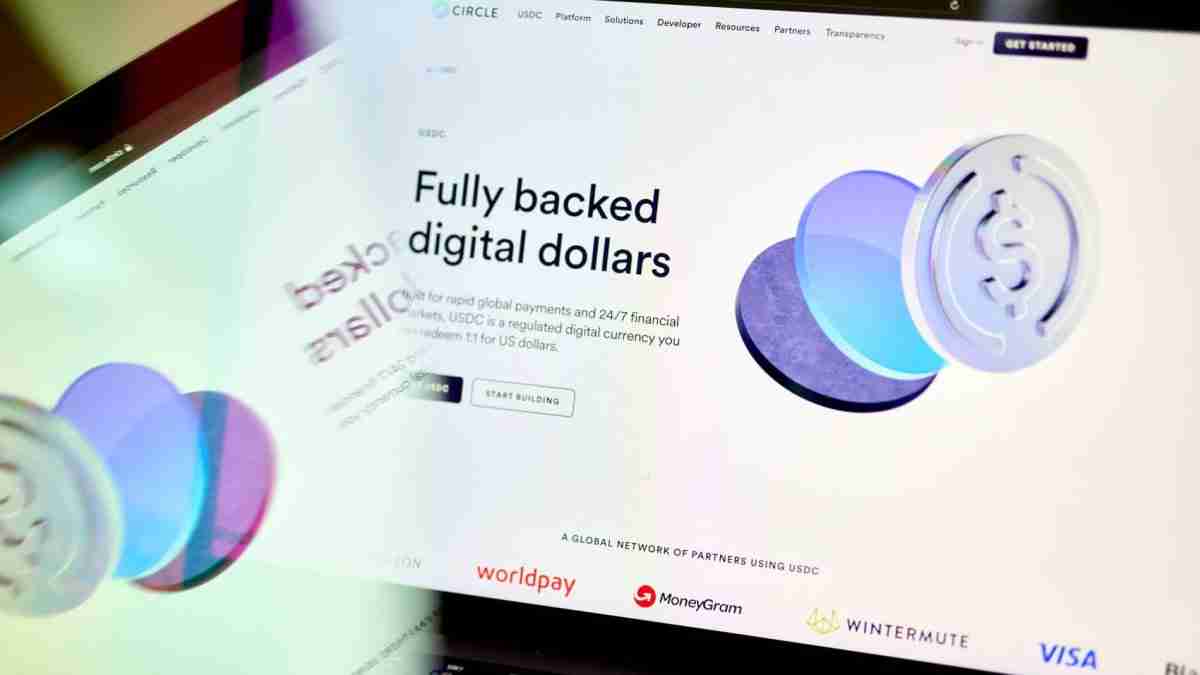 Circle Internet Group是世界上最大的Stablecoins之一的发行人,其首次公开募股的价格为每股31美元,高于预期范围27-28美元,并使该公司的总市场价值为68亿美元。