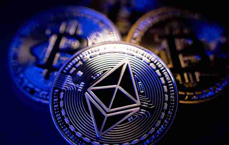 以太坊(ETH)价格分析:鲸鱼活动加剧,3000美元关口能否突破?