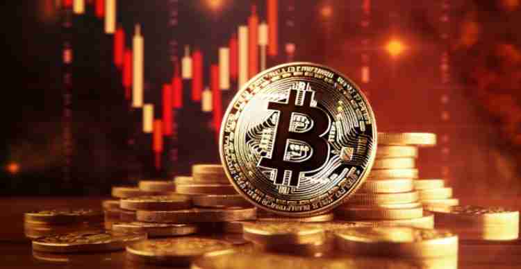 比特币现在适合抄底吗?还是等跌到9.5万?多角度分析